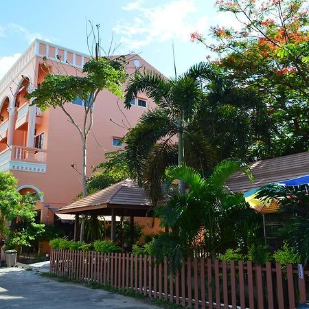 La Paillote Guest House Rayong Ngoại thất bức ảnh