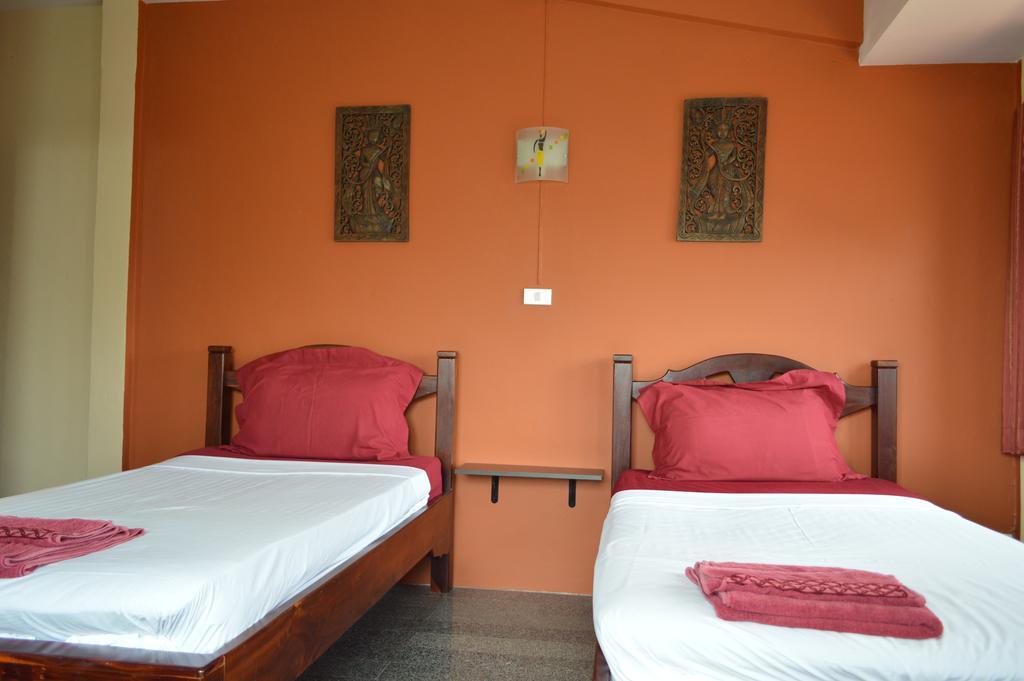 La Paillote Guest House Rayong Phòng bức ảnh